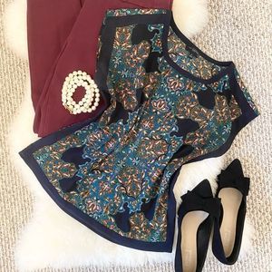 ✨THE LIMITED Gorgeous Scarf-Like Blouse✨